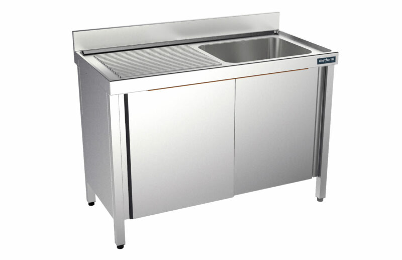 Fregadero gama 550 con bastidor y puertas